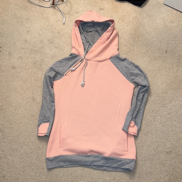 Tops - Doubled hooded sweatshirt